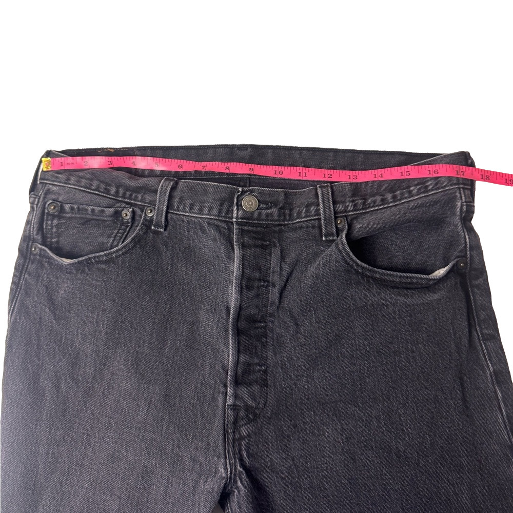 Levi’s Black Denim 501 Jeans Orginal Fit Men’s Size 36X32 - Picture 7 of 8